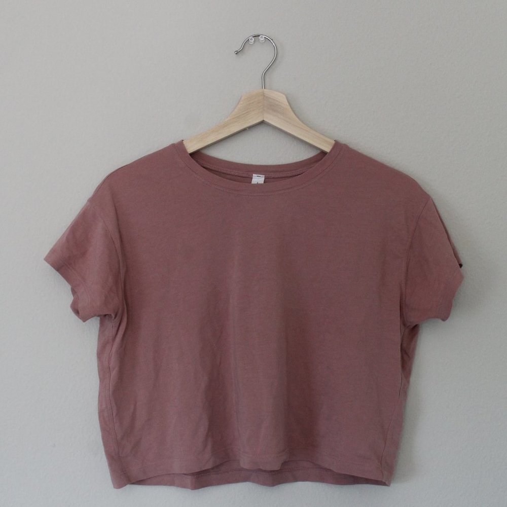 Blush Pink Lululemon Athletica Crop Top Size 2